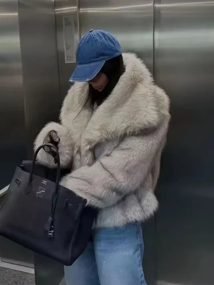 TRAF Women’s Faux Fur Plush Winter Coat